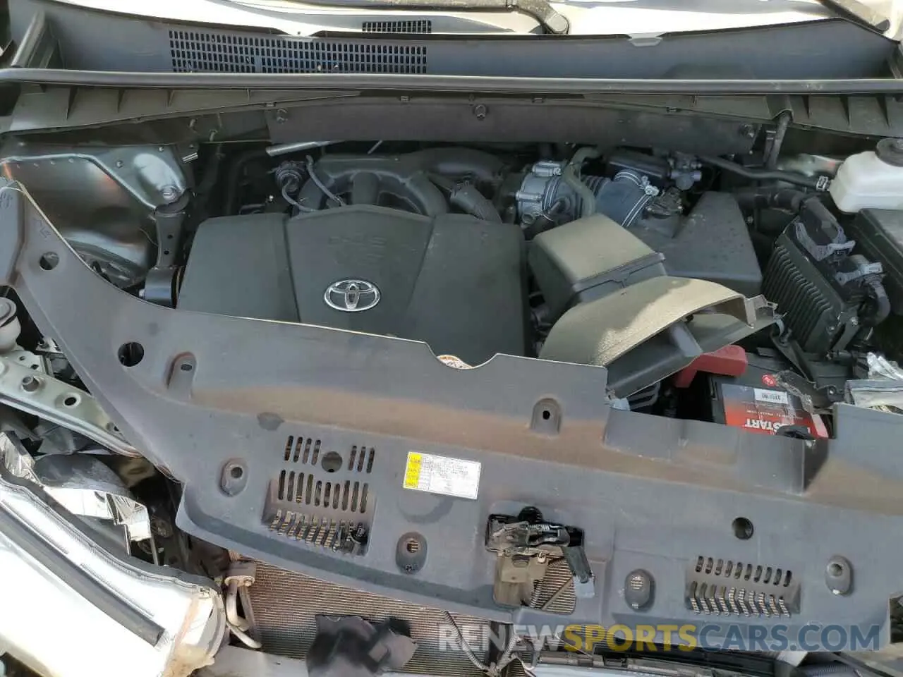 12 fotografías del automóvil dañado 5TDKZRFH2KS349094 TOYOTA HIGHLANDER 2019