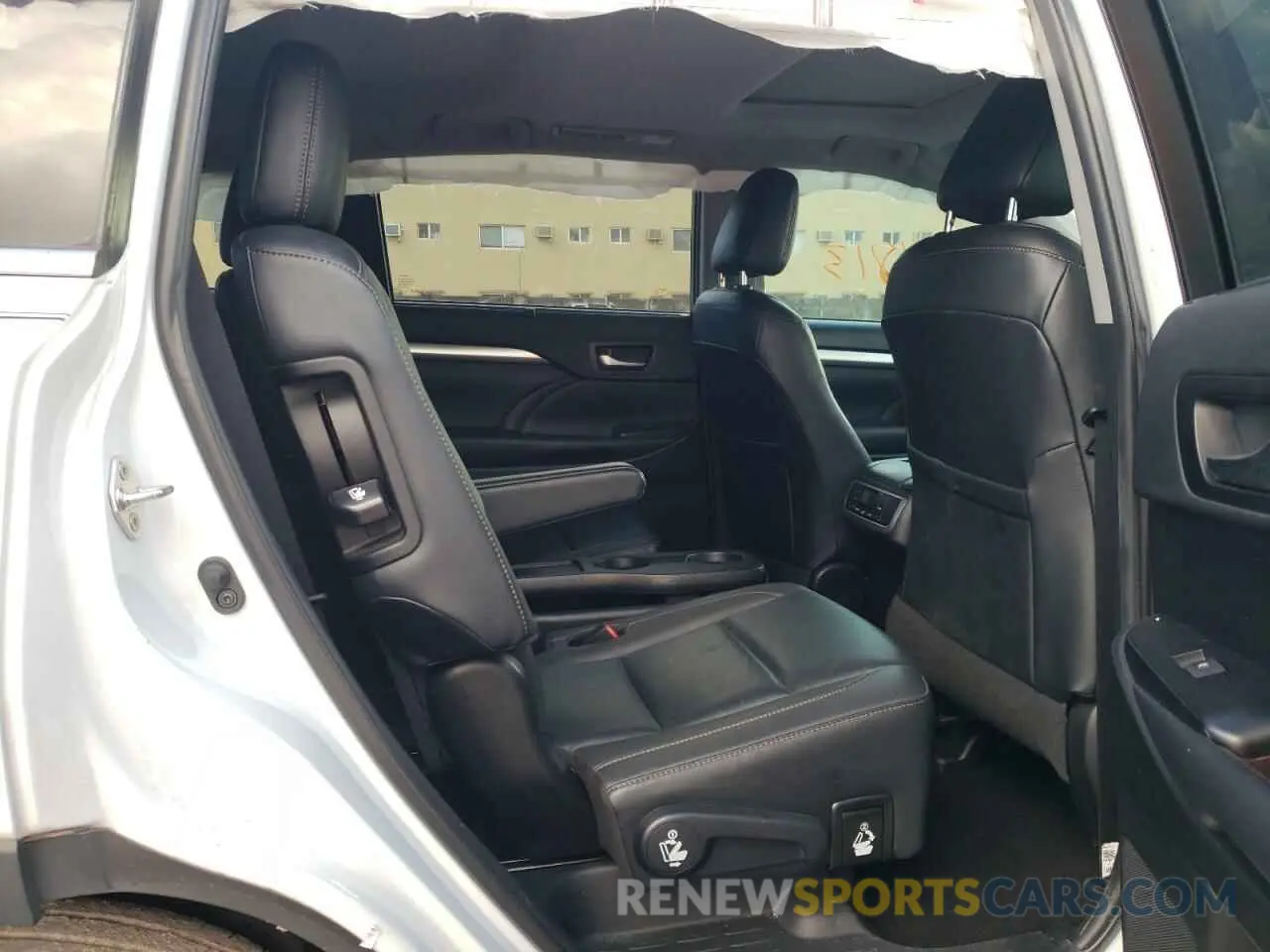 6 fotografías del automóvil dañado 5TDKZRFH2KS560067 TOYOTA HIGHLANDER 2019