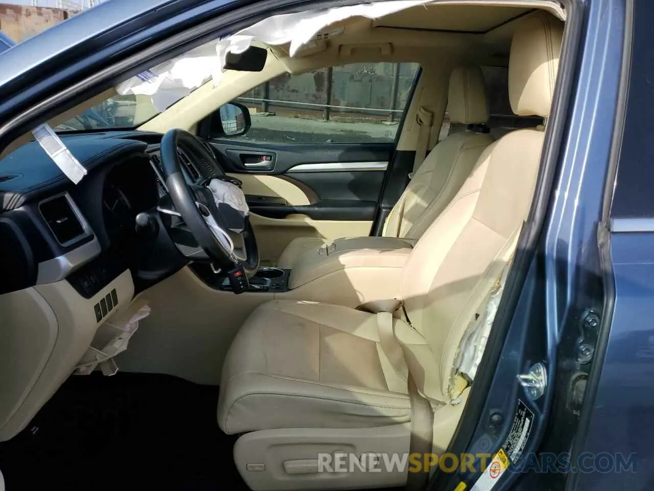 7 fotografías del automóvil dañado 5TDKZRFH3KS289794 TOYOTA HIGHLANDER 2019