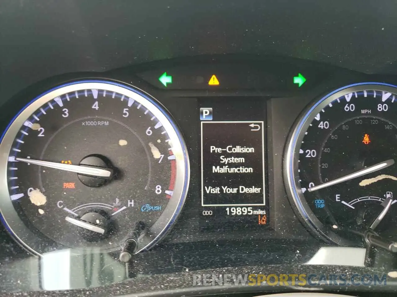9 fotografías del automóvil dañado 5TDKZRFH5KS335660 TOYOTA HIGHLANDER 2019