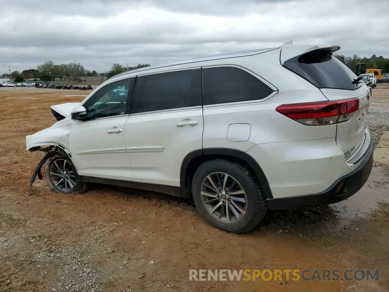 2 fotografías del automóvil dañado 5TDKZRFH5KS553176 TOYOTA HIGHLANDER 2019