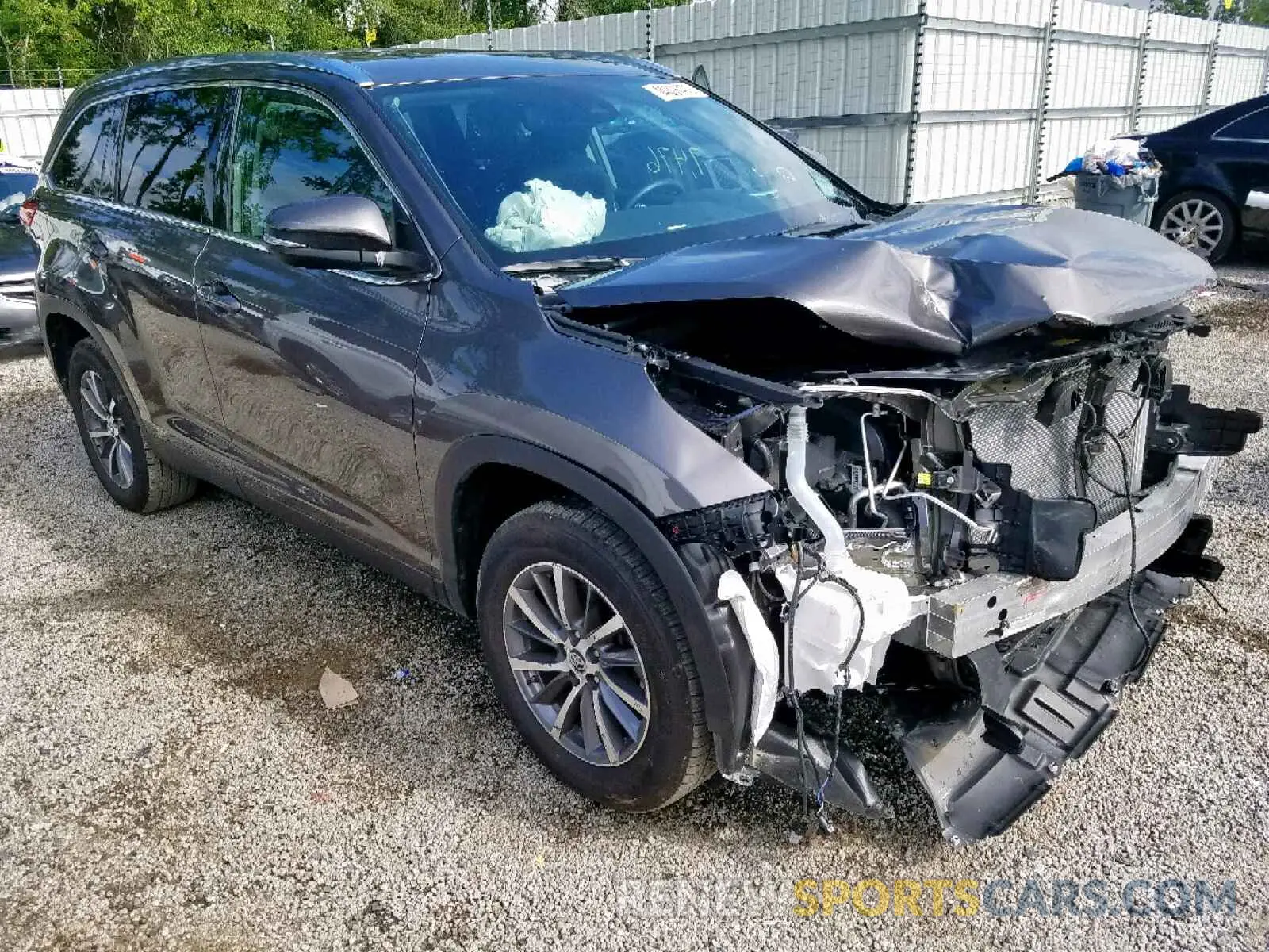 1 fotografías del automóvil dañado 5TDKZRFH5KS556269 TOYOTA HIGHLANDER 2019