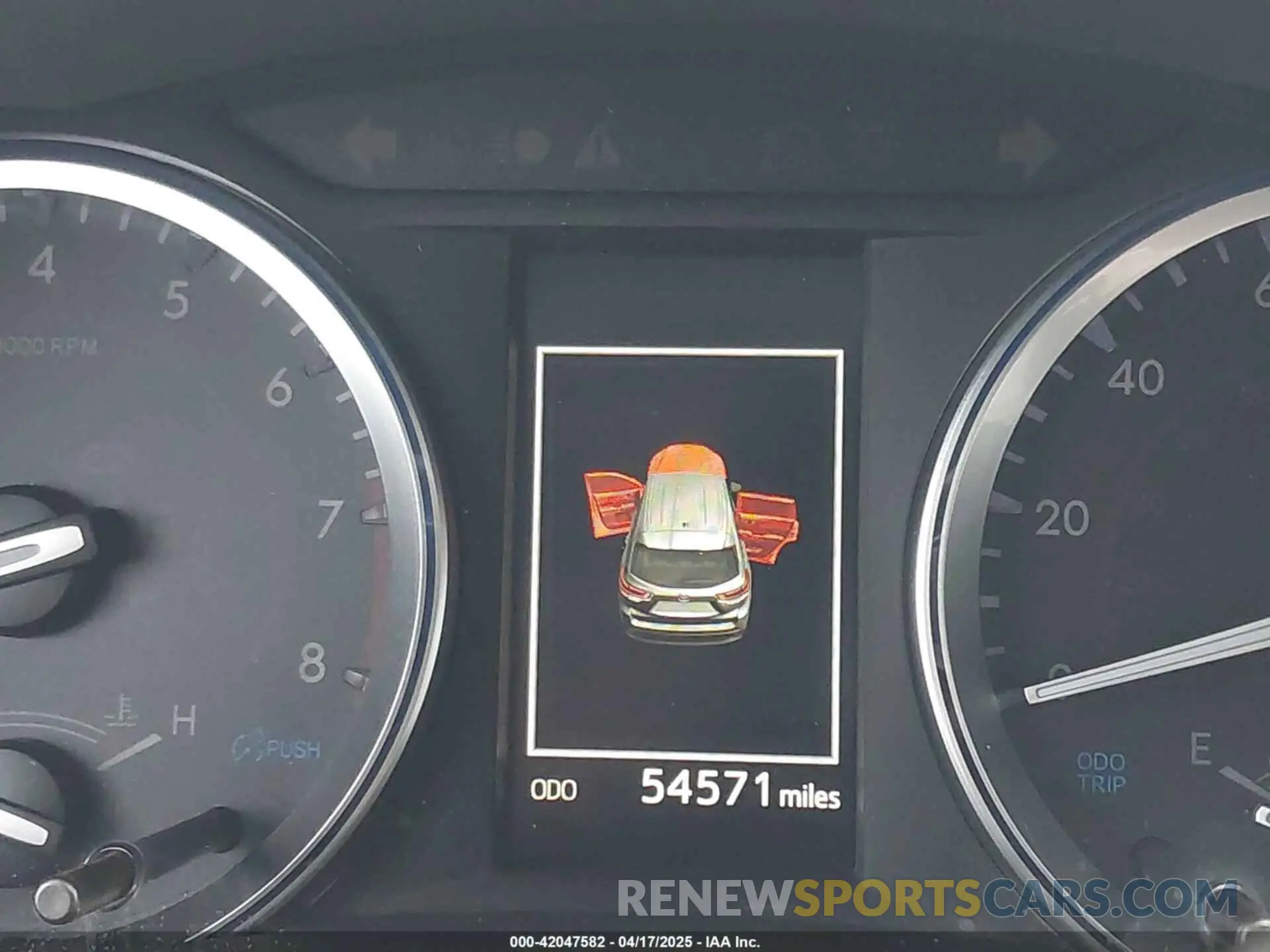 16 fotografías del automóvil dañado 5TDKZRFH5KS572312 TOYOTA HIGHLANDER 2019
