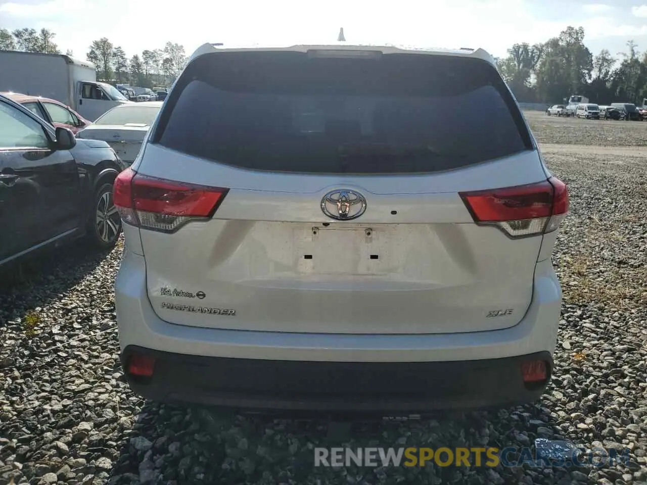 6 fotografías del automóvil dañado 5TDKZRFH5KS574951 TOYOTA HIGHLANDER 2019