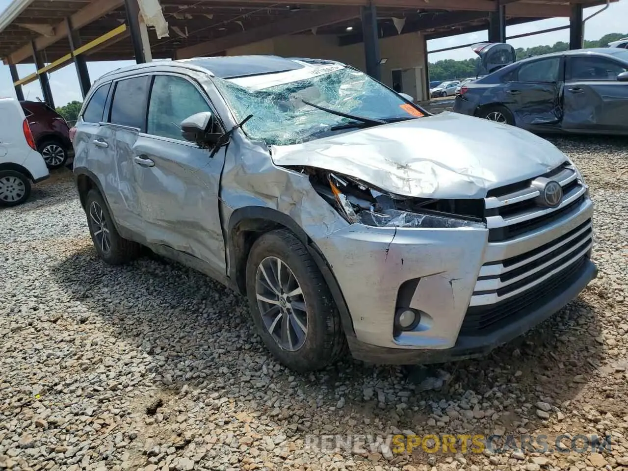 4 fotografías del automóvil dañado 5TDKZRFH7KS559853 TOYOTA HIGHLANDER 2019