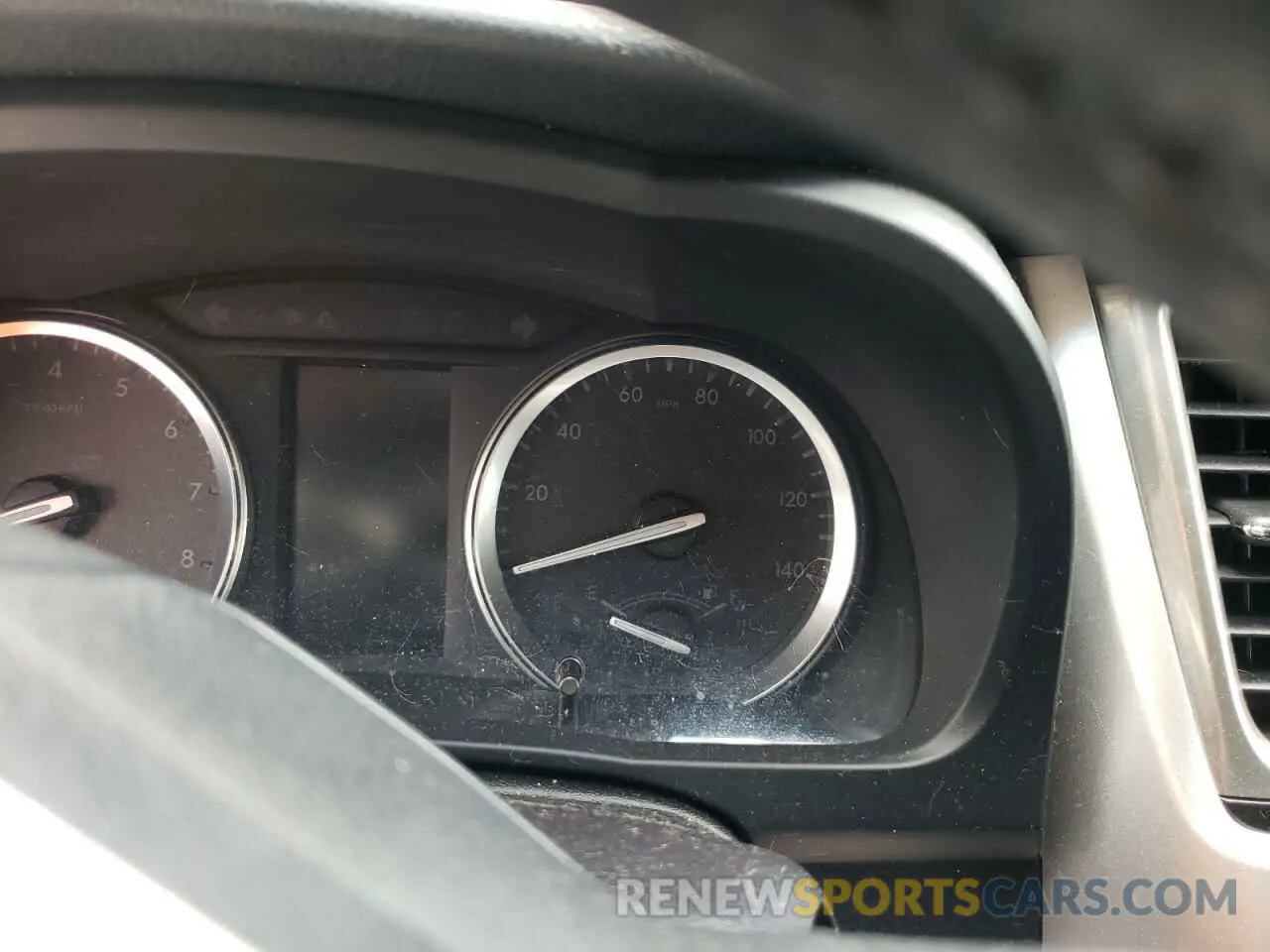 8 fotografías del automóvil dañado 5TDKZRFH7KS567614 TOYOTA HIGHLANDER 2019