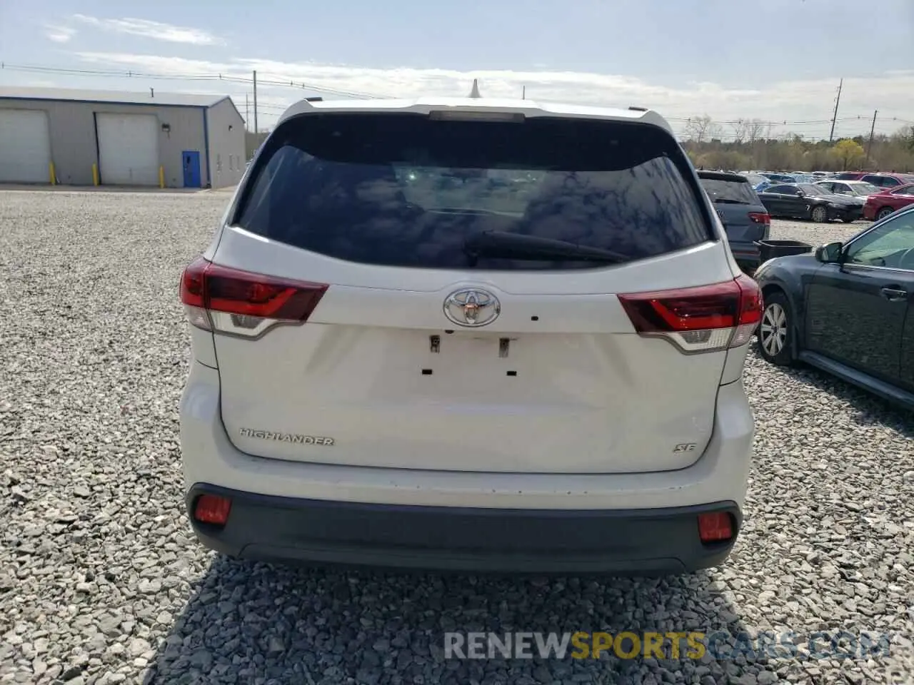 6 fotografías del automóvil dañado 5TDKZRFH7KS575003 TOYOTA HIGHLANDER 2019