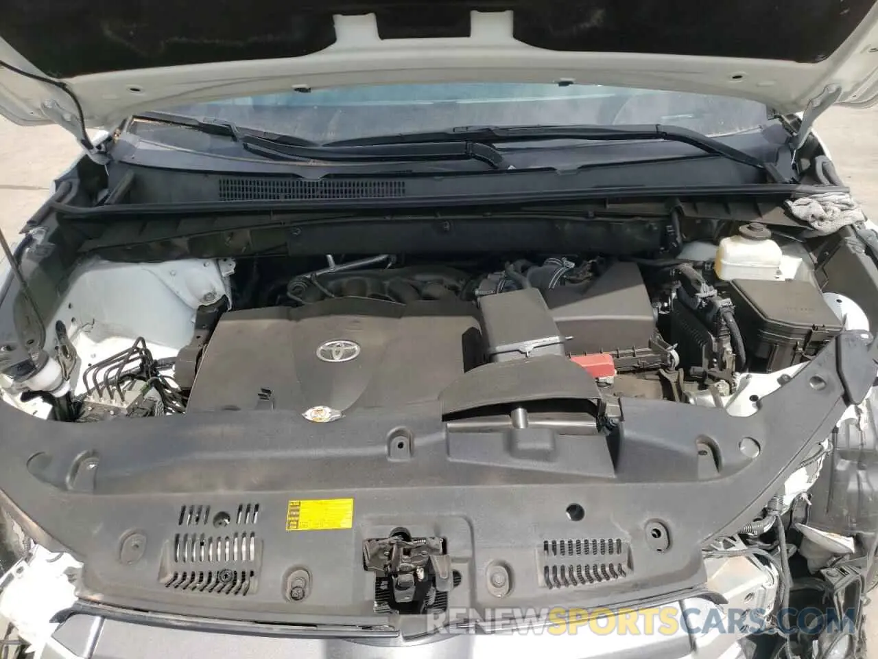 7 fotografías del automóvil dañado 5TDKZRFH8KS305343 TOYOTA HIGHLANDER 2019