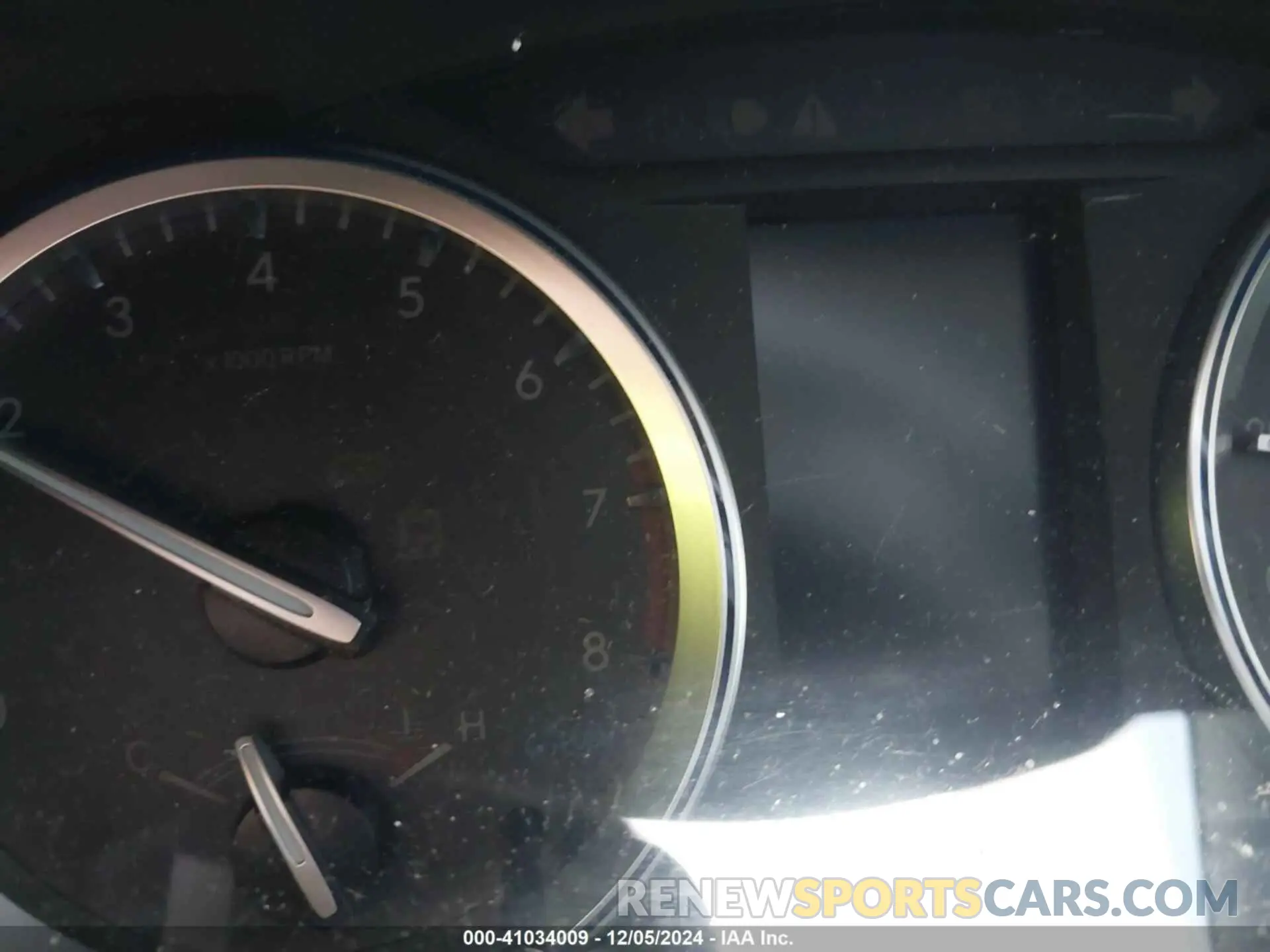 15 fotografías del automóvil dañado 5TDKZRFH9KS318845 TOYOTA HIGHLANDER 2019