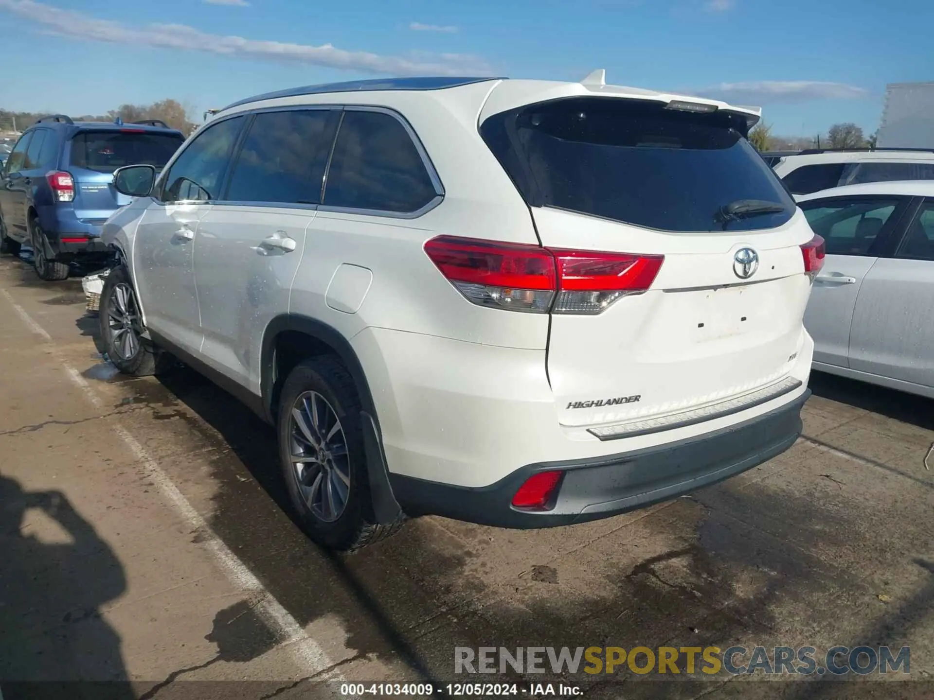 3 fotografías del automóvil dañado 5TDKZRFH9KS318845 TOYOTA HIGHLANDER 2019