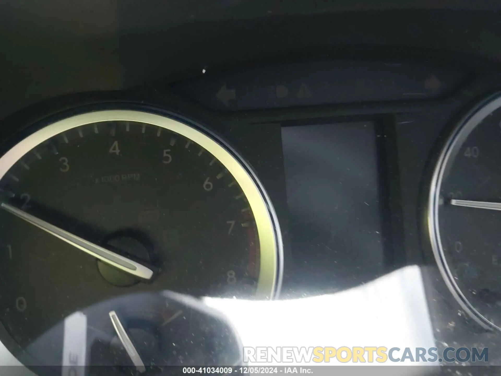 7 fotografías del automóvil dañado 5TDKZRFH9KS318845 TOYOTA HIGHLANDER 2019