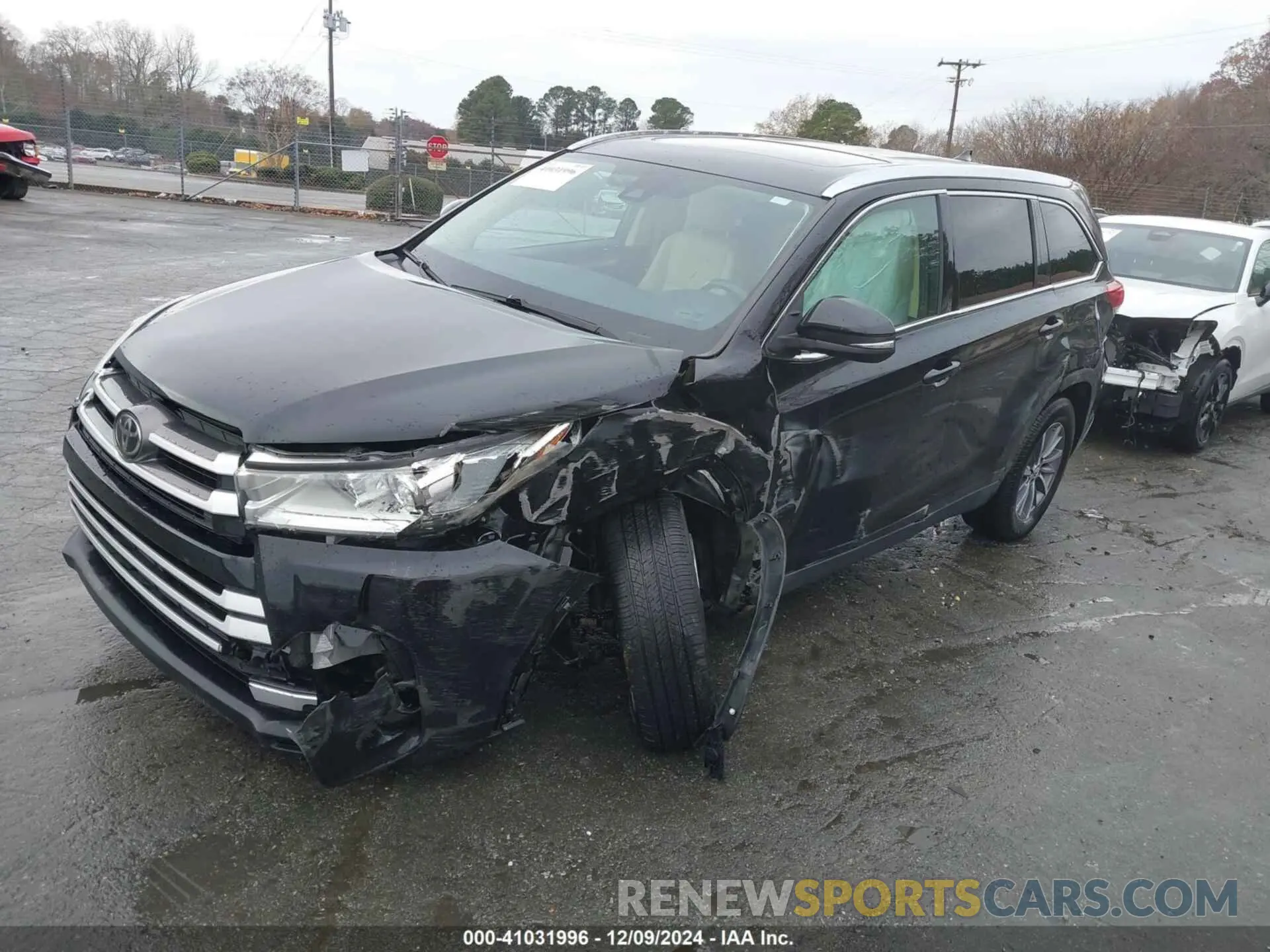 2 fotografías del automóvil dañado 5TDKZRFH9KS566223 TOYOTA HIGHLANDER 2019