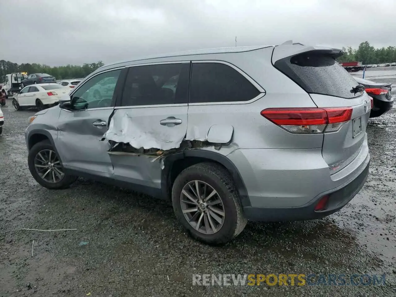 2 fotografías del automóvil dañado 5TDKZRFHXKS552573 TOYOTA HIGHLANDER 2019
