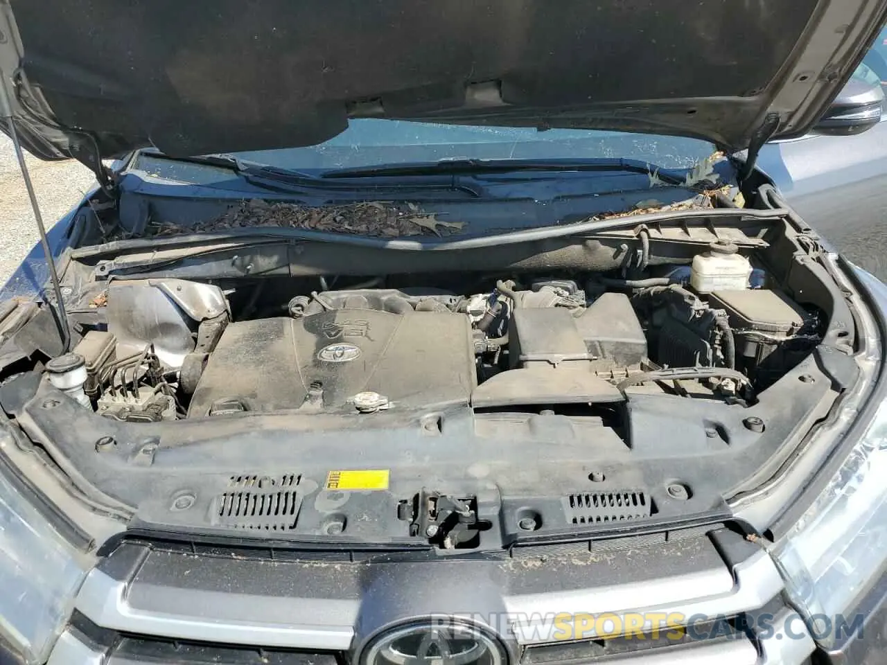 11 fotografías del automóvil dañado 5TDKZRFHXKS555523 TOYOTA HIGHLANDER 2019