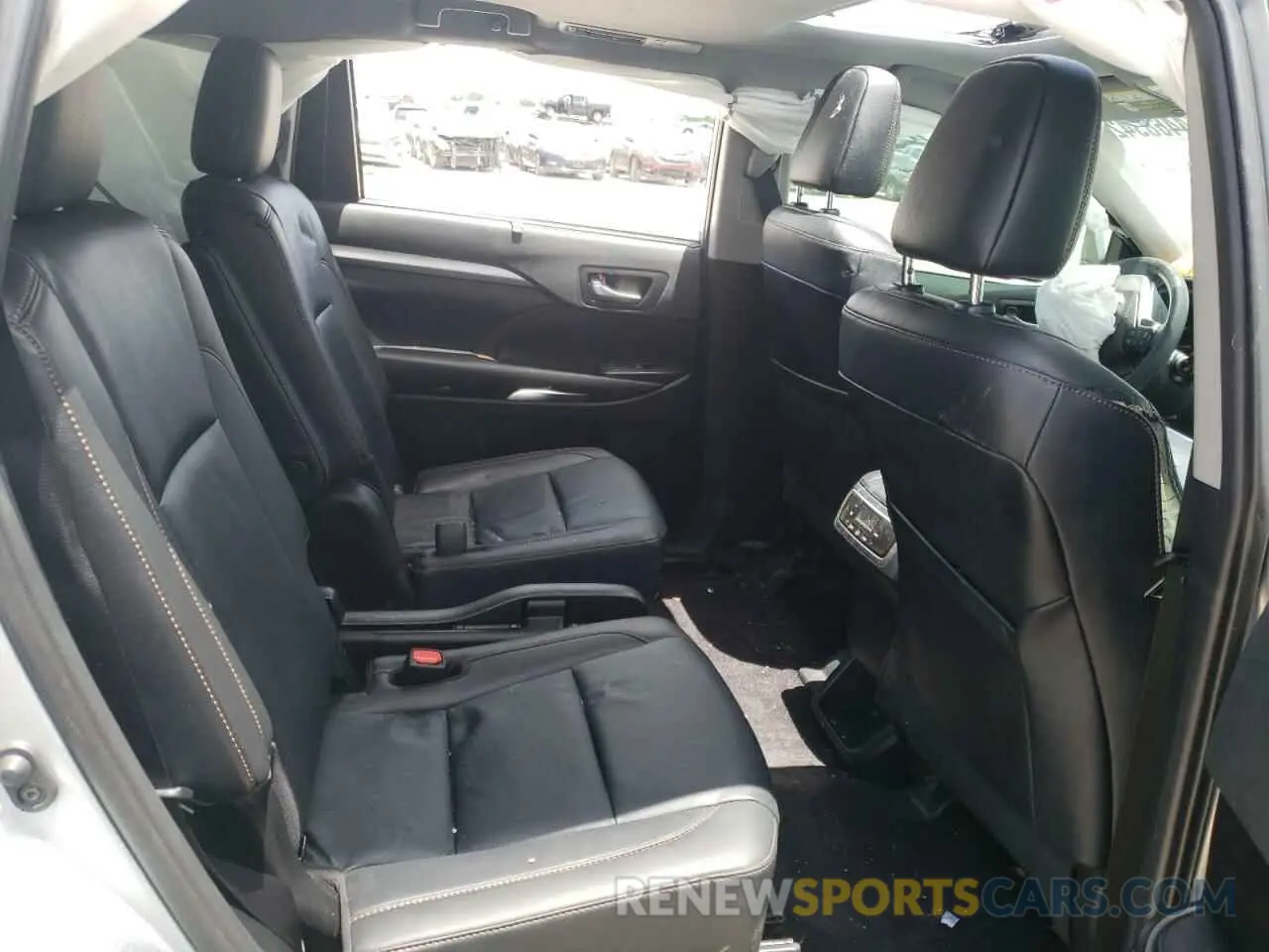 6 fotografías del automóvil dañado 5TDKZRFHXKS573830 TOYOTA HIGHLANDER 2019