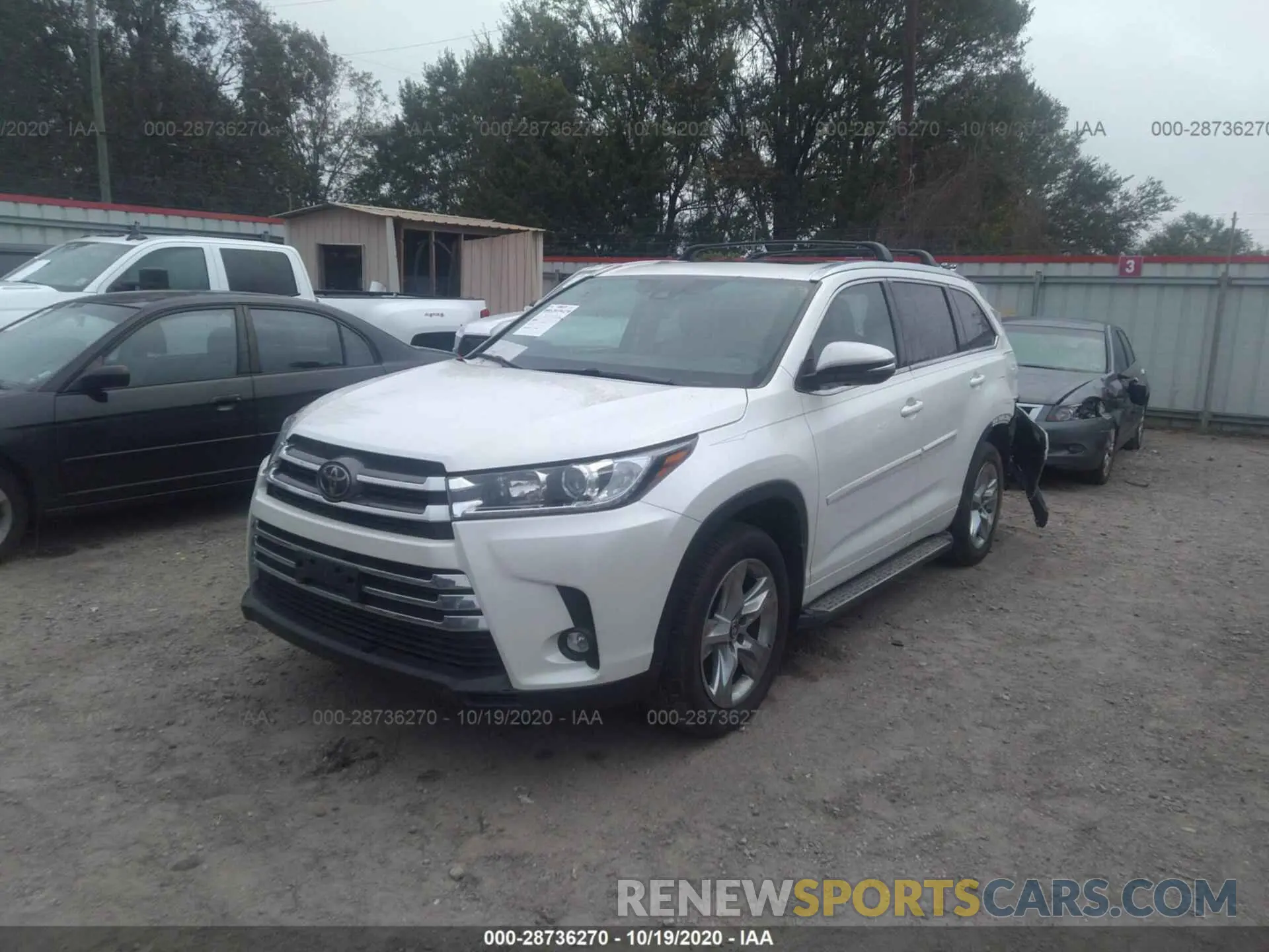 2 fotografías del automóvil dañado 5TDYZRFH0KS298933 TOYOTA HIGHLANDER 2019