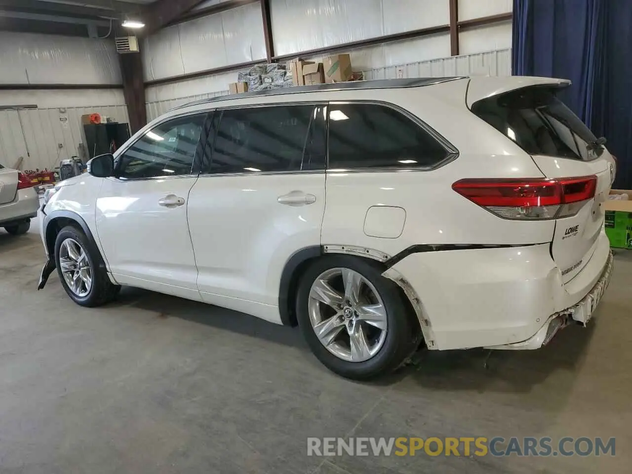 2 fotografías del automóvil dañado 5TDYZRFH0KS360122 TOYOTA HIGHLANDER 2019