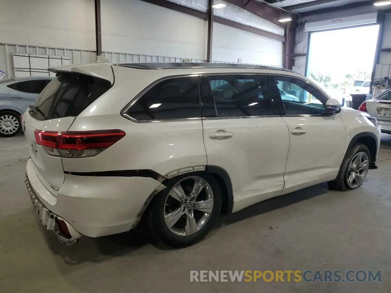 3 fotografías del automóvil dañado 5TDYZRFH0KS360122 TOYOTA HIGHLANDER 2019