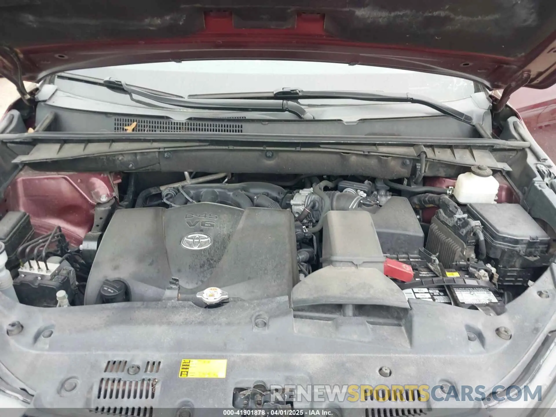 10 fotografías del automóvil dañado 5TDYZRFH1KS299928 TOYOTA HIGHLANDER 2019