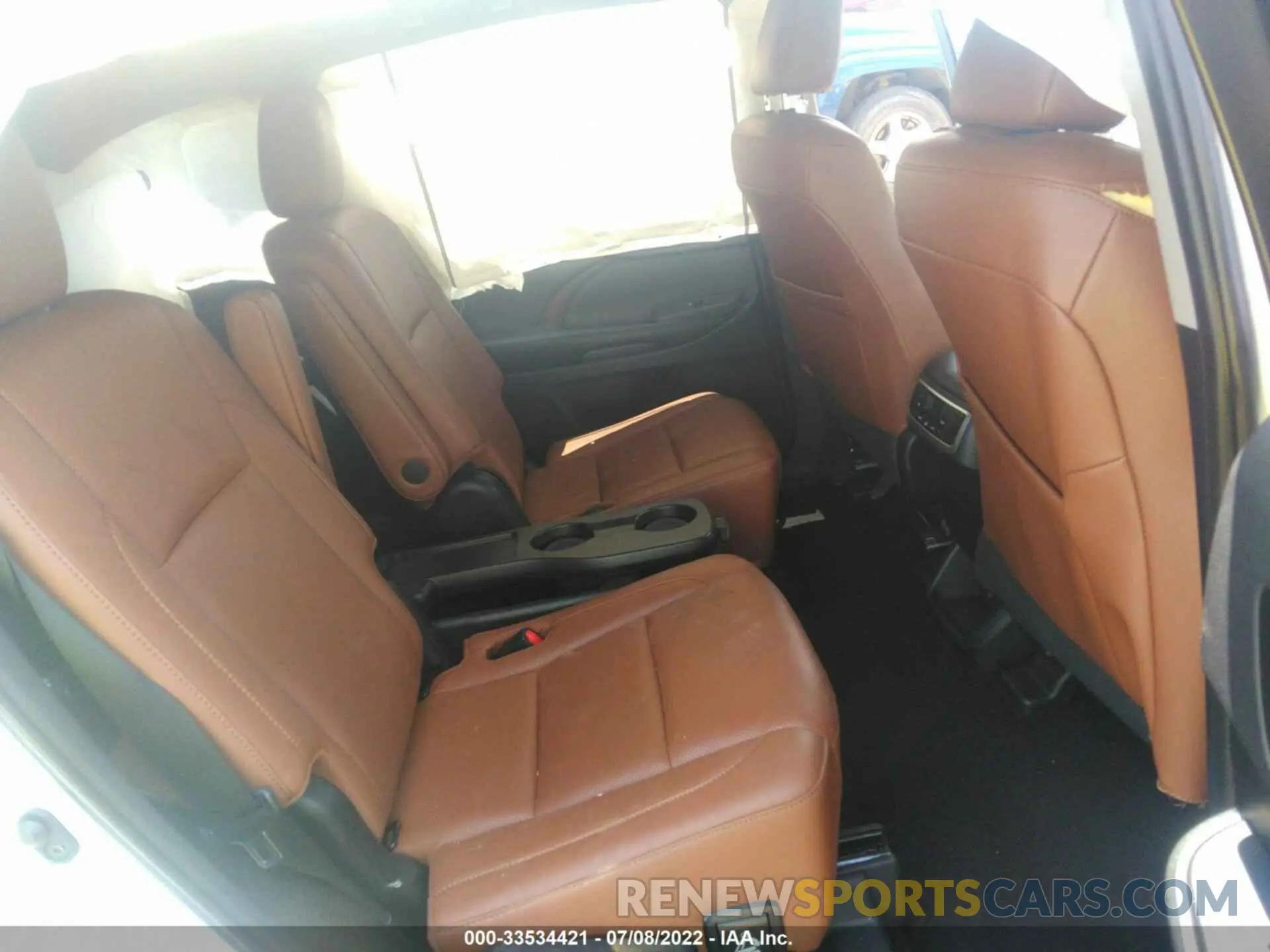 8 fotografías del automóvil dañado 5TDYZRFH3KS303817 TOYOTA HIGHLANDER 2019