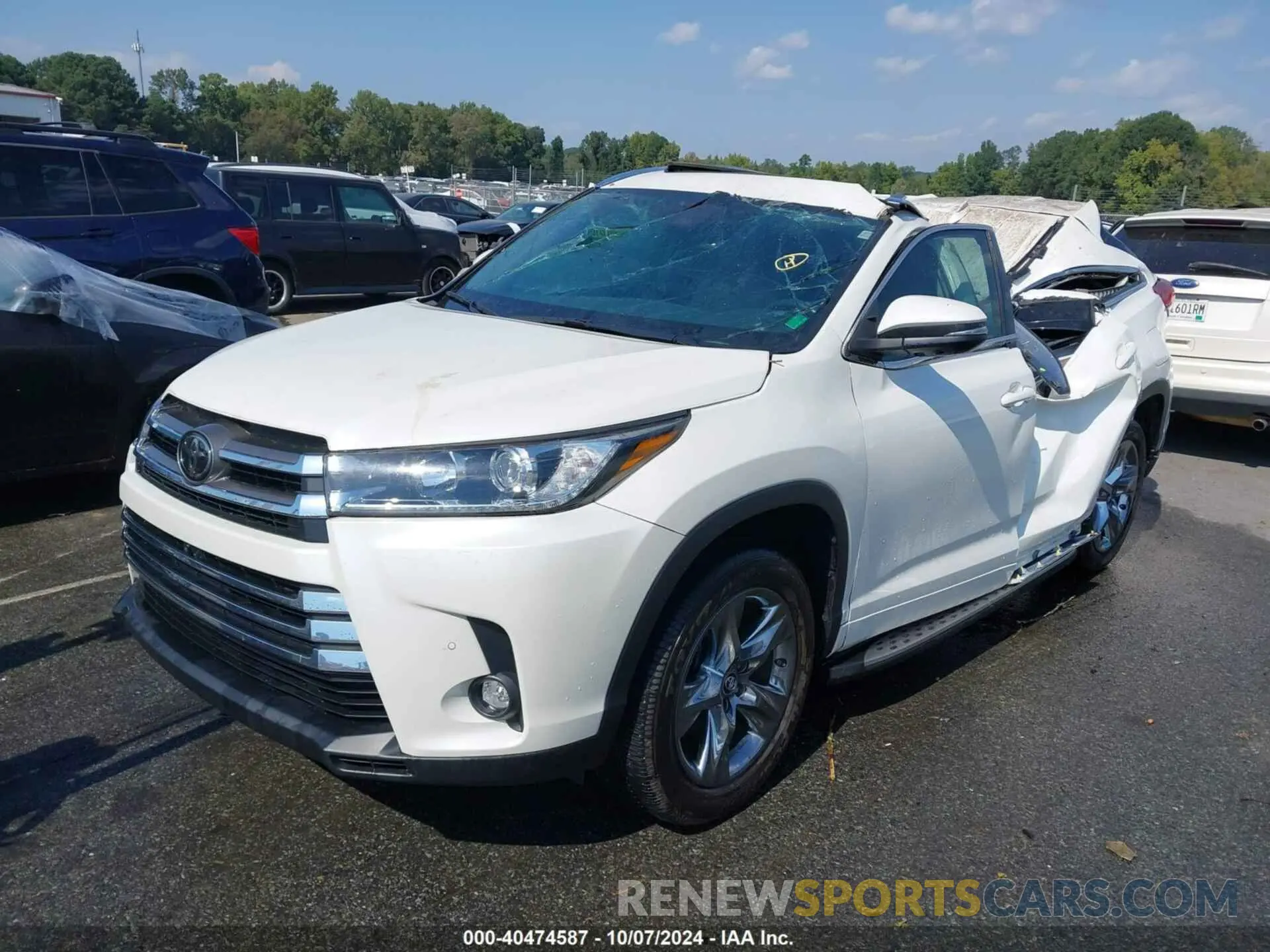 2 fotografías del automóvil dañado 5TDYZRFH3KS312016 TOYOTA HIGHLANDER 2019