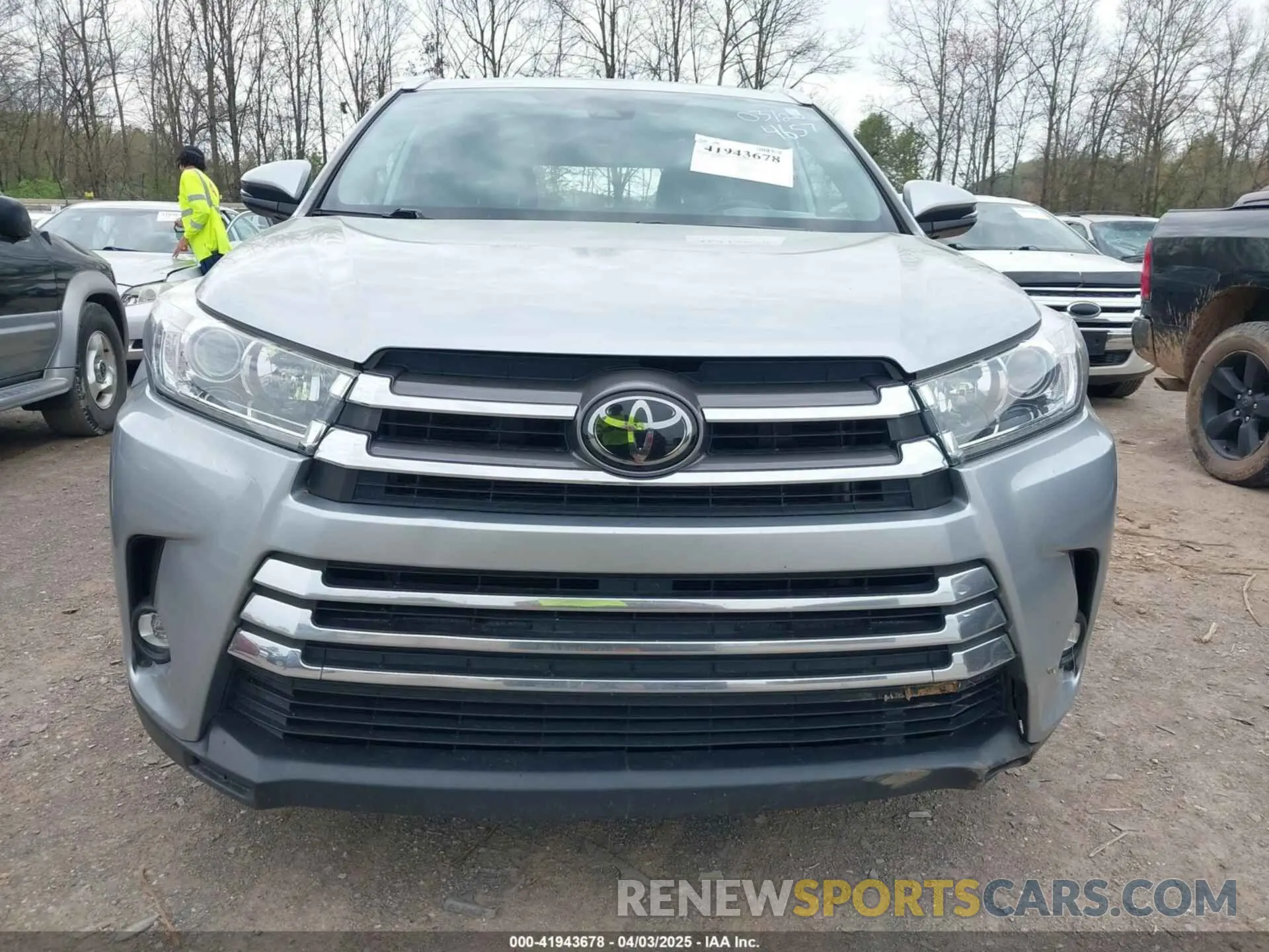 12 fotografías del automóvil dañado 5TDYZRFH4KS294657 TOYOTA HIGHLANDER 2019