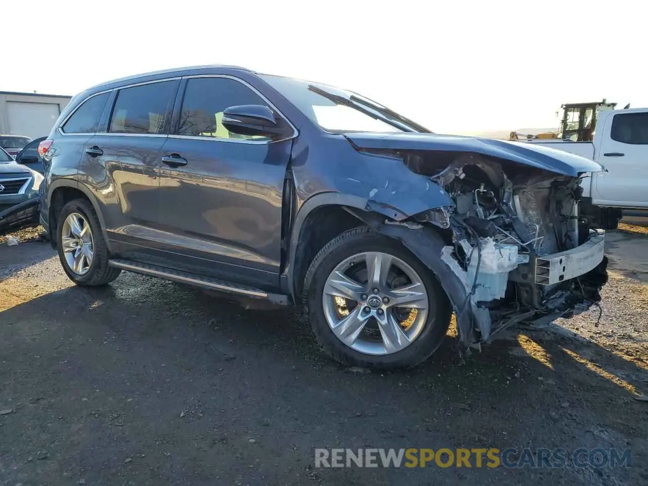 4 fotografías del automóvil dañado 5TDYZRFH4KS330766 TOYOTA HIGHLANDER 2019