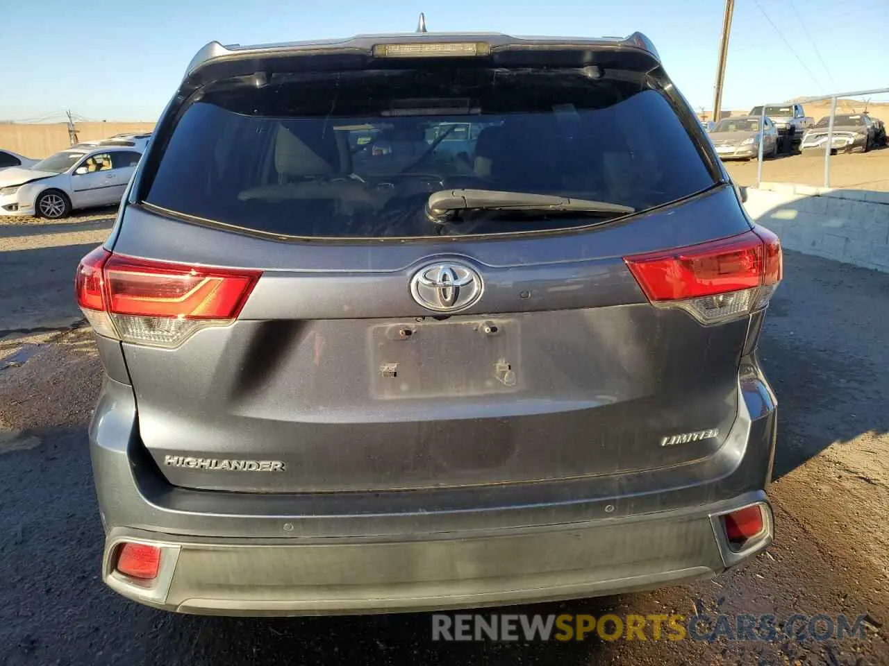 6 fotografías del automóvil dañado 5TDYZRFH4KS330766 TOYOTA HIGHLANDER 2019