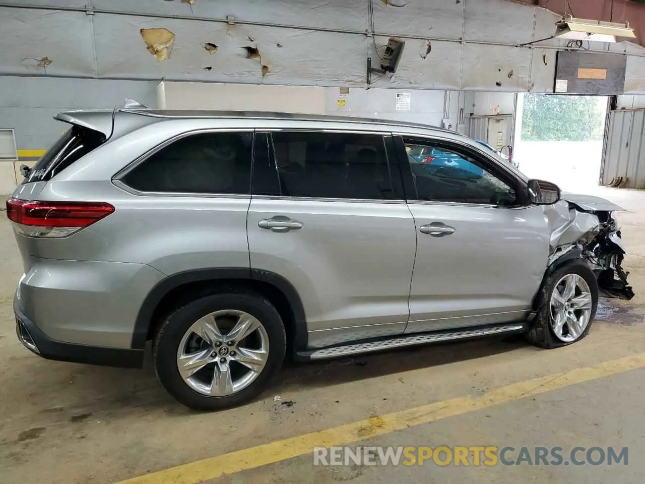 3 fotografías del automóvil dañado 5TDYZRFH6KS335113 TOYOTA HIGHLANDER 2019