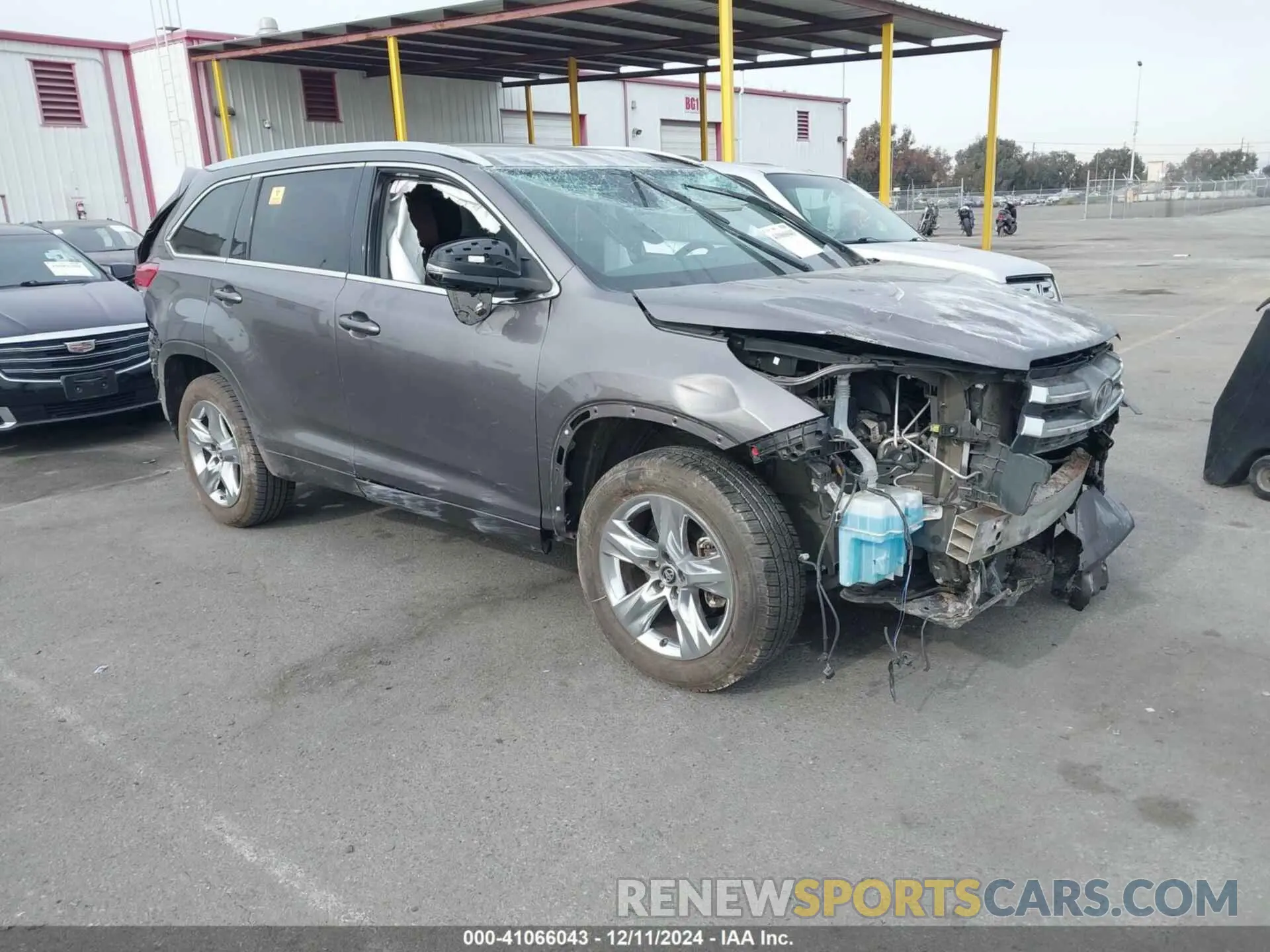 1 fotografías del automóvil dañado 5TDYZRFH8KS327403 TOYOTA HIGHLANDER 2019