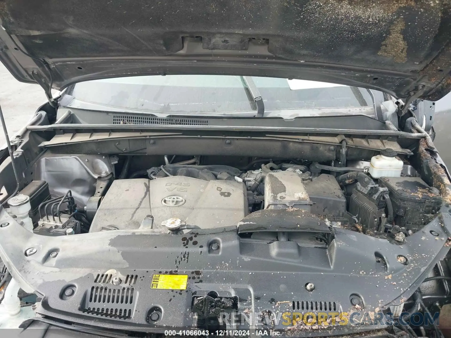 10 fotografías del automóvil dañado 5TDYZRFH8KS327403 TOYOTA HIGHLANDER 2019