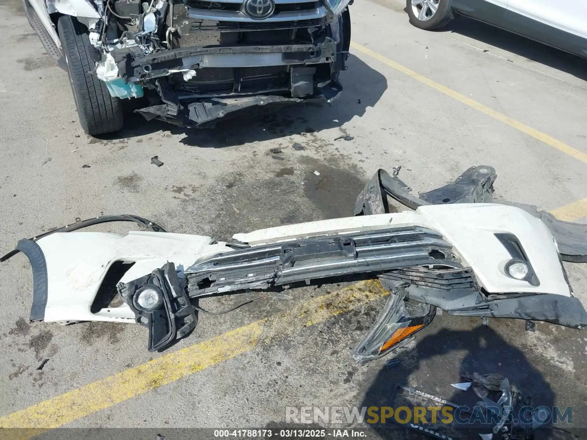 12 fotografías del automóvil dañado 5TDYZRFHXKS339553 TOYOTA HIGHLANDER 2019