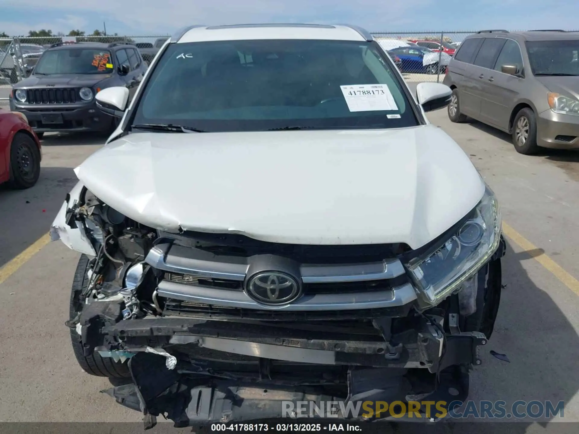 6 fotografías del automóvil dañado 5TDYZRFHXKS339553 TOYOTA HIGHLANDER 2019