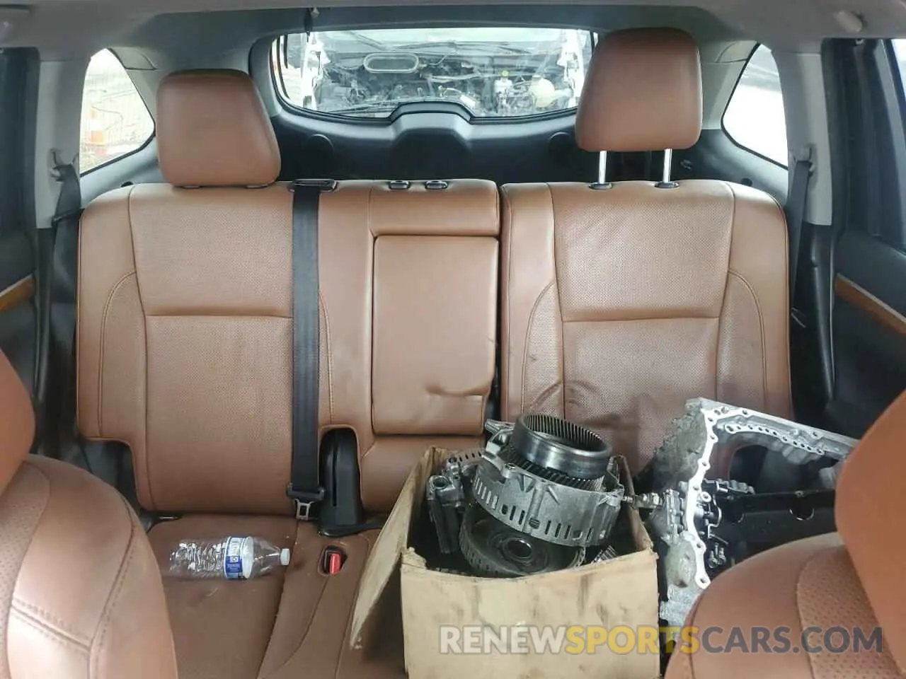 10 fotografías del automóvil dañado 5TDYZRFHXKS351525 TOYOTA HIGHLANDER 2019