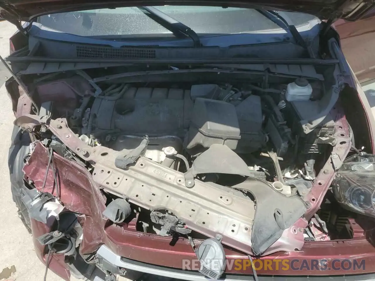 12 fotografías del automóvil dañado 5TDZARFH1KS045731 TOYOTA HIGHLANDER 2019
