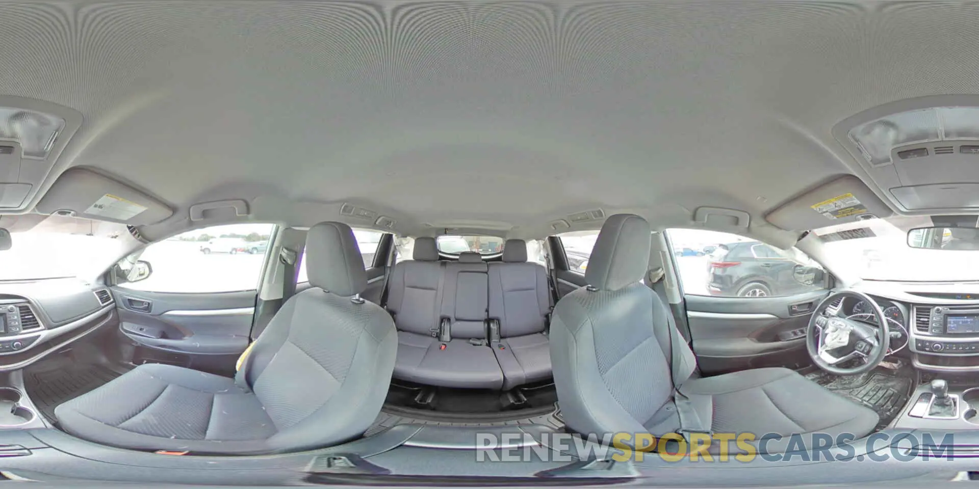 13 fotografías del automóvil dañado 5TDZARFH1KS057443 TOYOTA HIGHLANDER 2019