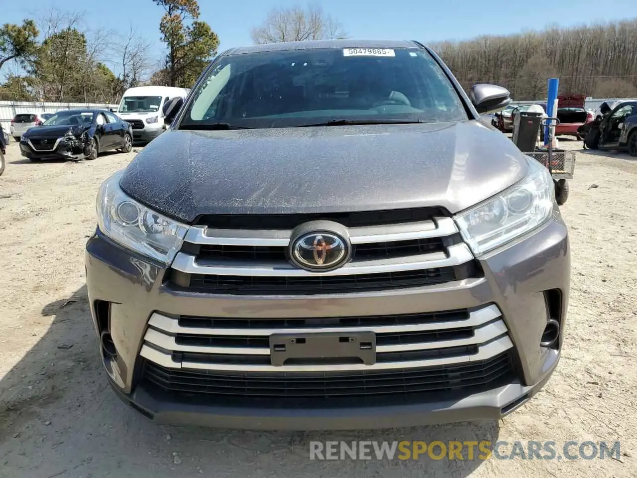 5 fotografías del automóvil dañado 5TDZARFH3KS049540 TOYOTA HIGHLANDER 2019