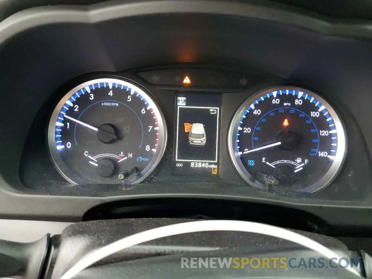 9 fotografías del automóvil dañado 5TDZARFH4KS044475 TOYOTA HIGHLANDER 2019