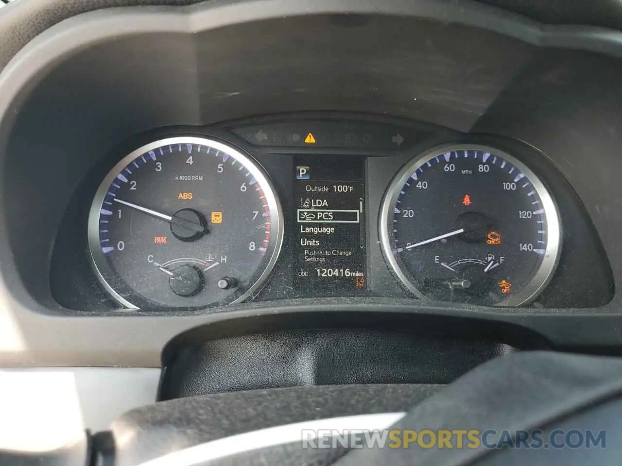 9 fotografías del automóvil dañado 5TDZARFH5KS047501 TOYOTA HIGHLANDER 2019