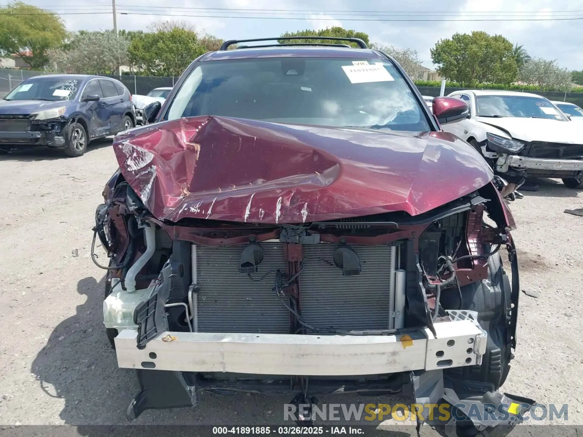 12 fotografías del automóvil dañado 5TDZARFH5KS054593 TOYOTA HIGHLANDER 2019