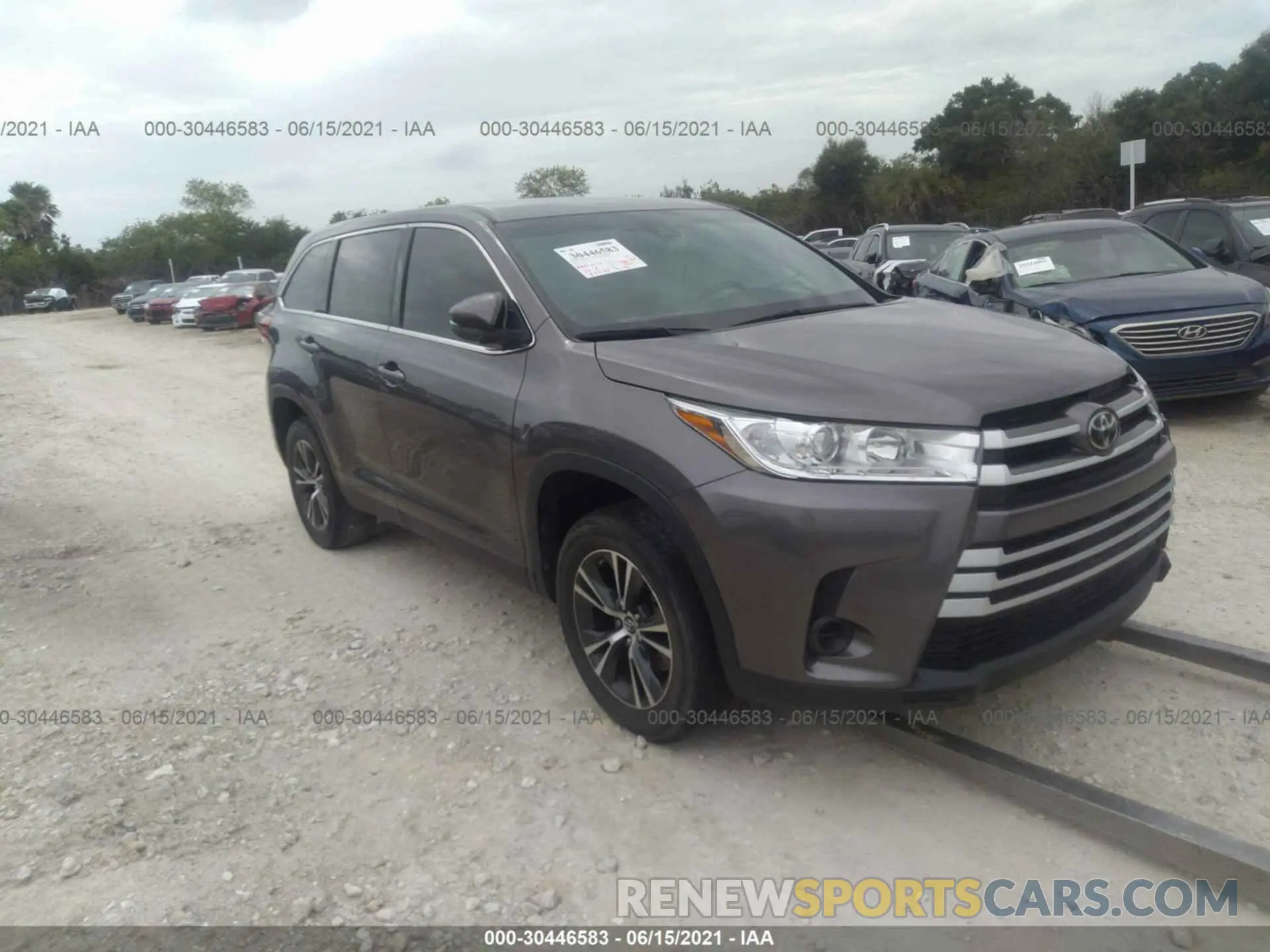 1 fotografías del automóvil dañado 5TDZARFH5KS059342 TOYOTA HIGHLANDER 2019