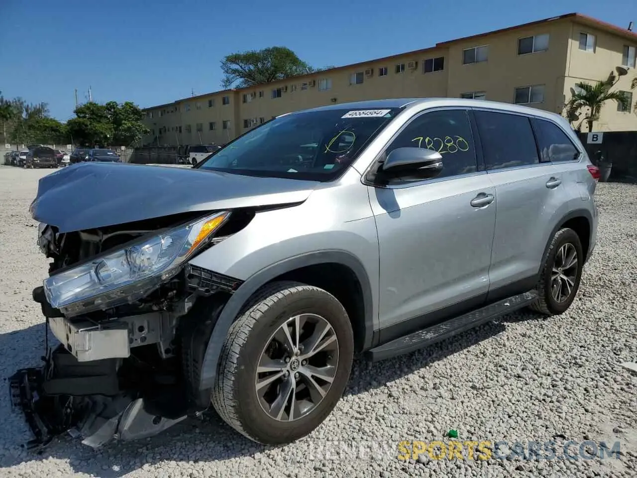 1 fotografías del automóvil dañado 5TDZARFH5KS061639 TOYOTA HIGHLANDER 2019