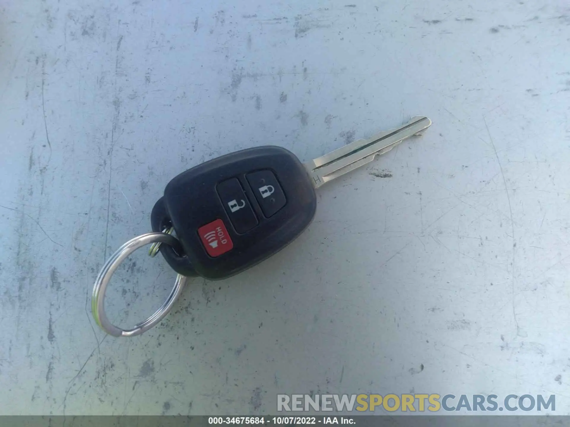 11 fotografías del automóvil dañado 5TDZARFH6KS044185 TOYOTA HIGHLANDER 2019