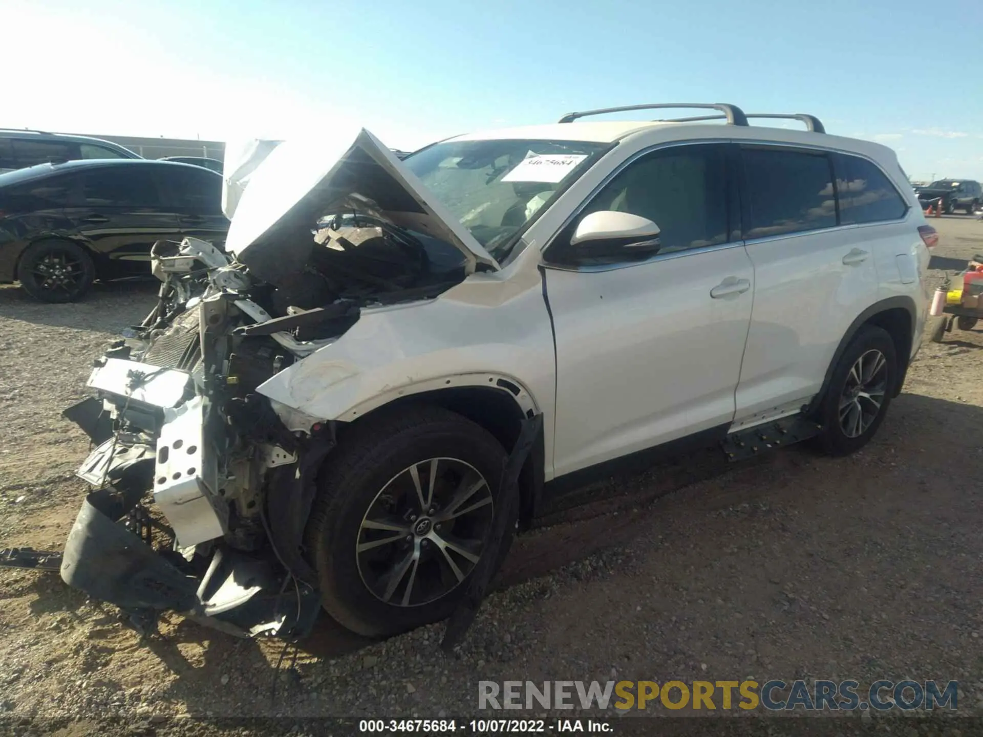 2 fotografías del automóvil dañado 5TDZARFH6KS044185 TOYOTA HIGHLANDER 2019