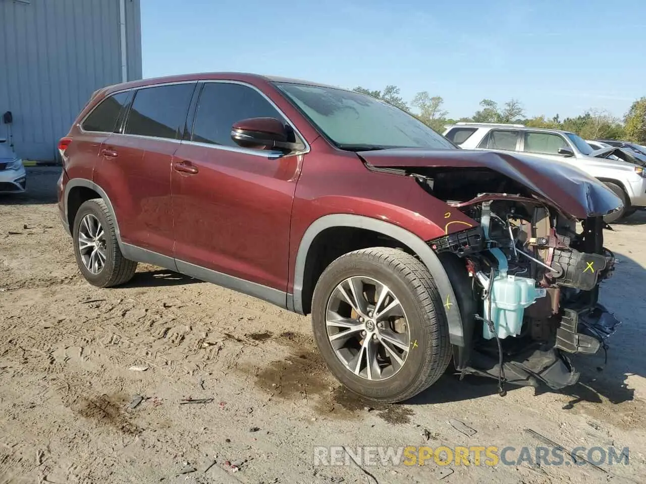 4 fotografías del automóvil dañado 5TDZARFH7KS042302 TOYOTA HIGHLANDER 2019