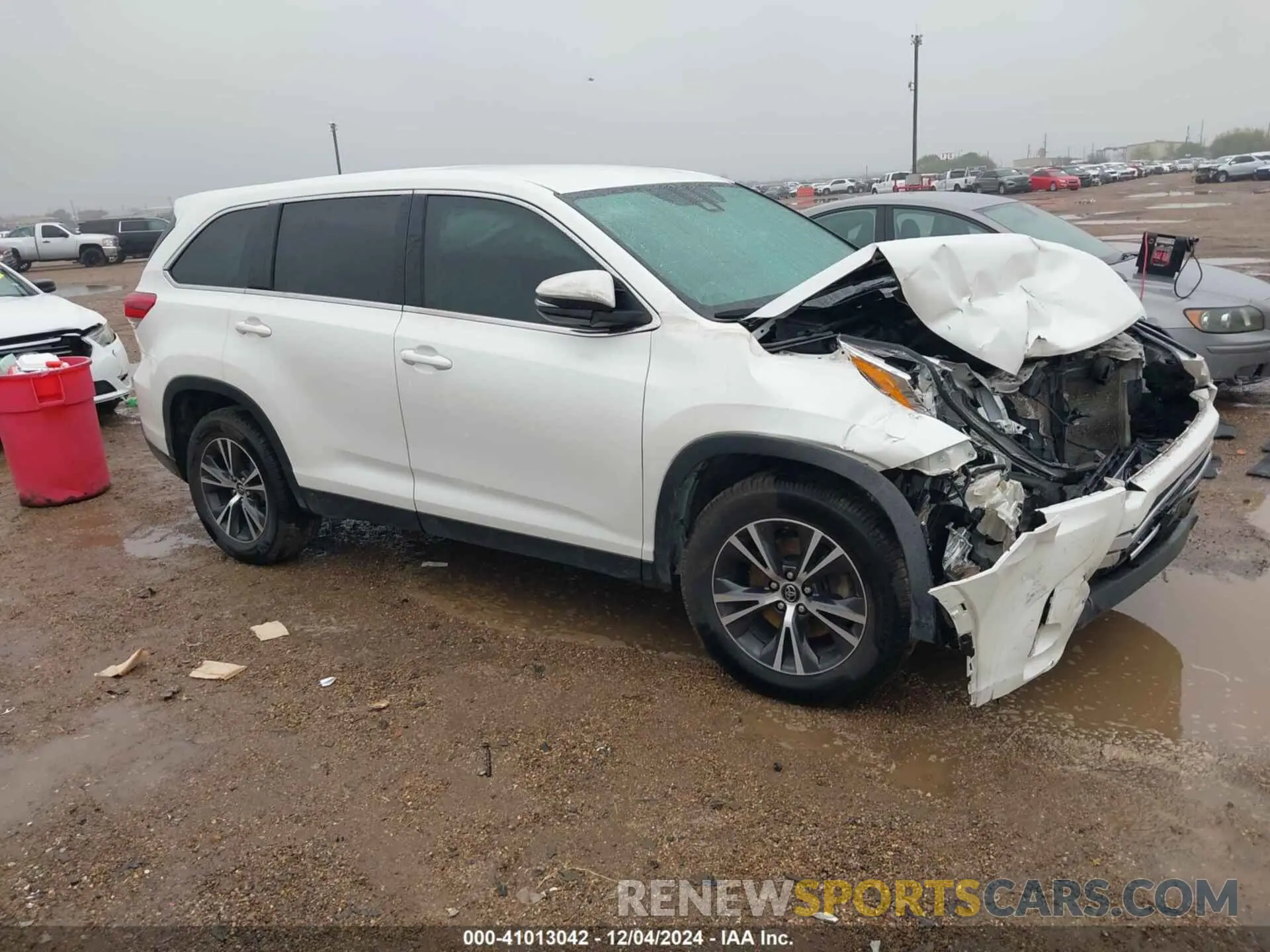 1 fotografías del automóvil dañado 5TDZARFH8KS042289 TOYOTA HIGHLANDER 2019