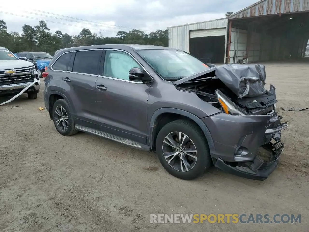 4 fotografías del automóvil dañado 5TDZARFH8KS053406 TOYOTA HIGHLANDER 2019