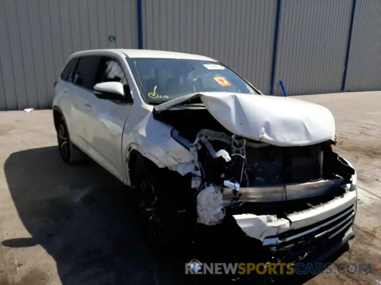1 fotografías del automóvil dañado 5TDZARFH9KS045797 TOYOTA HIGHLANDER 2019