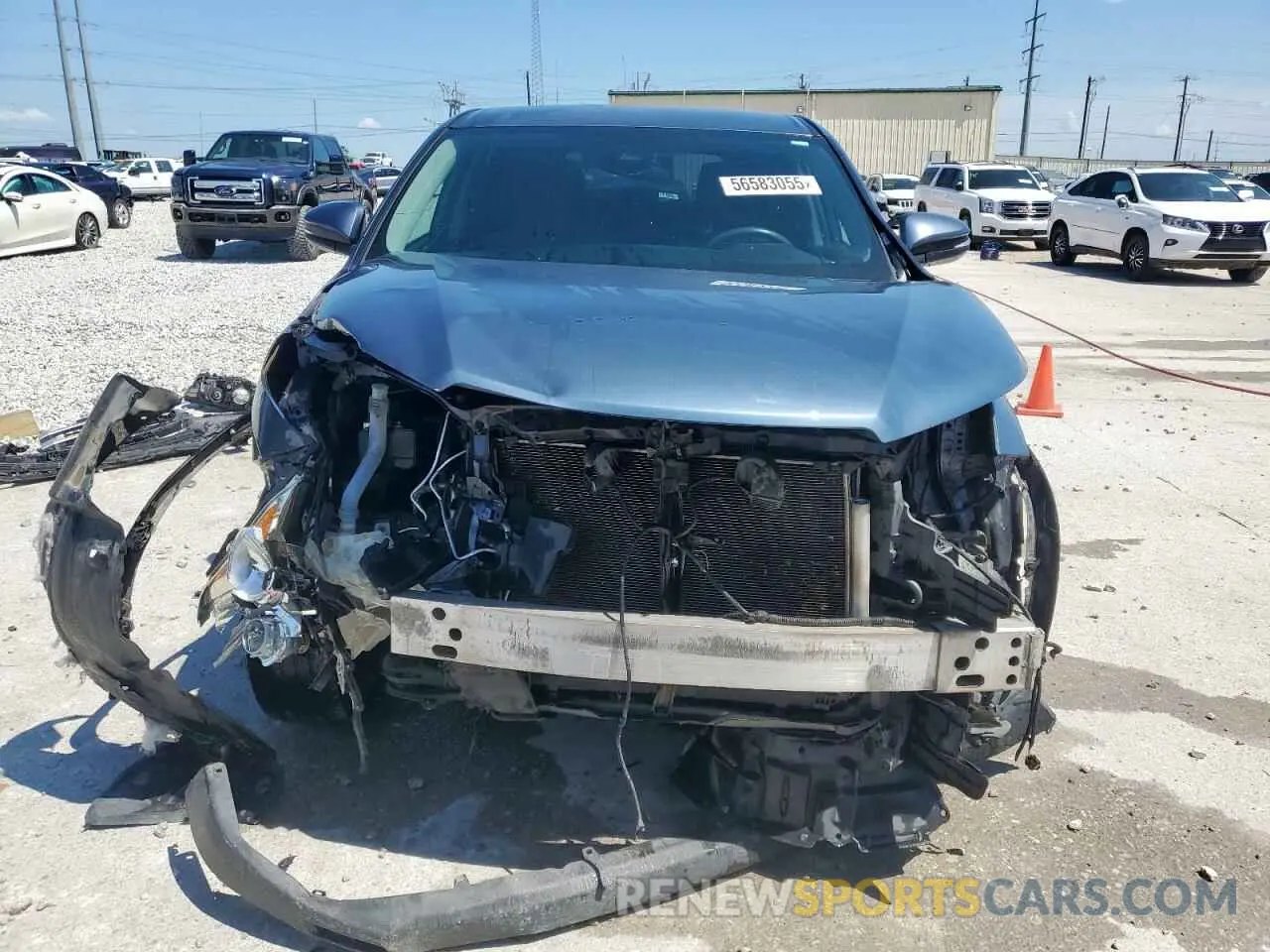 5 fotografías del automóvil dañado 5TDZZRFH0KS324788 TOYOTA HIGHLANDER 2019