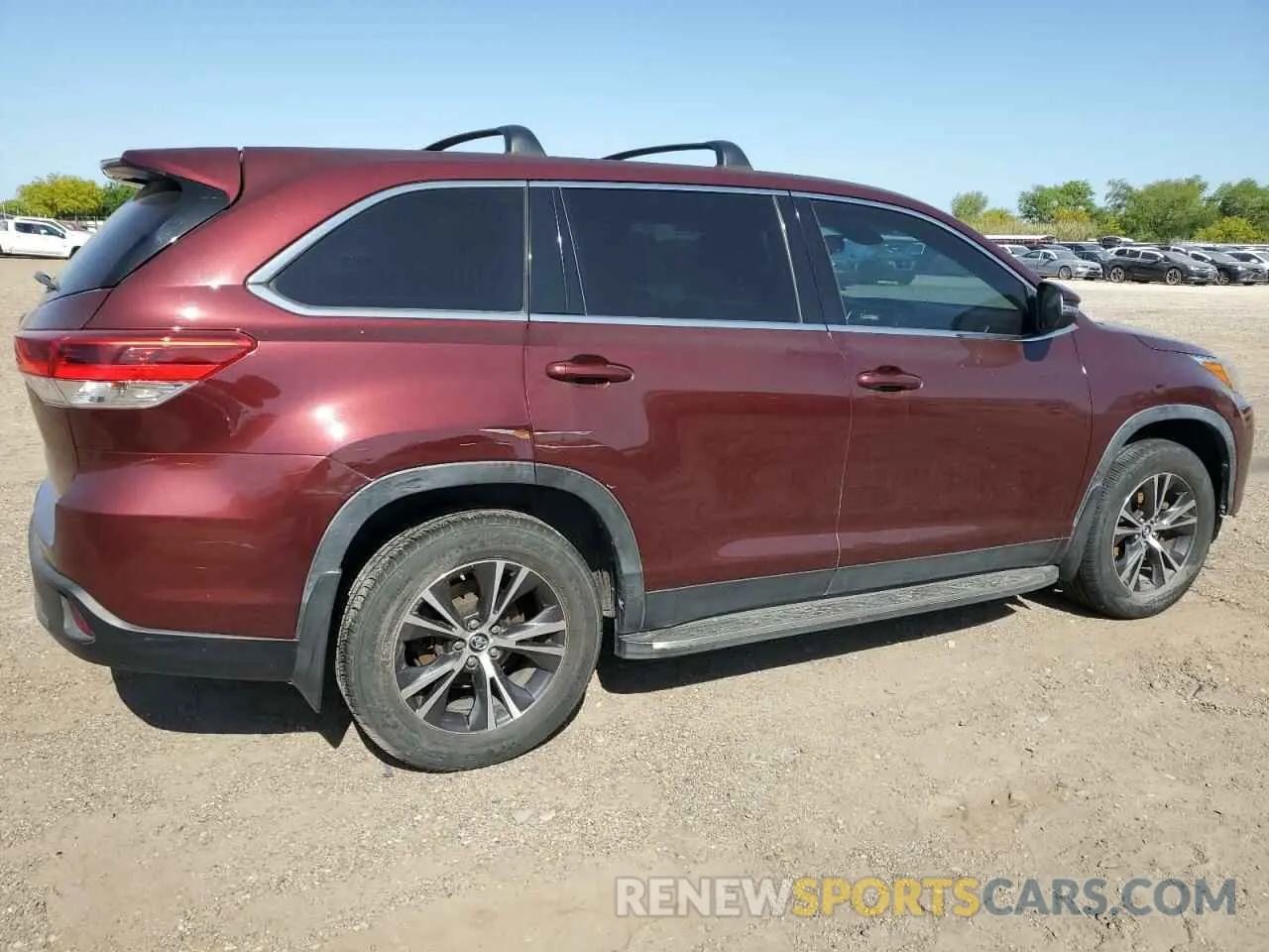 3 fotografías del automóvil dañado 5TDZZRFH0KS327965 TOYOTA HIGHLANDER 2019